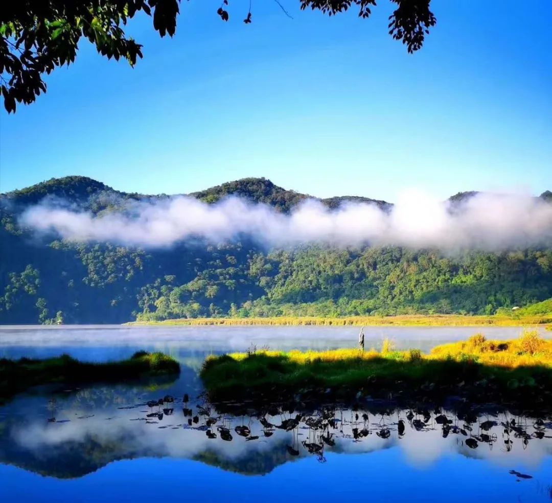 美丽西盟 | 一座歌舞着的小城 云从龙潭飘过